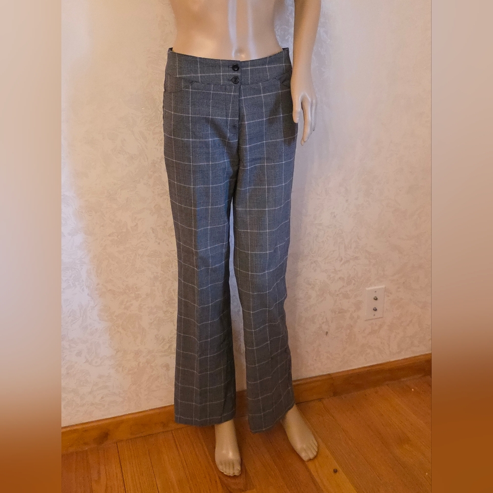 Chic Gray and Black Plaid Trousers